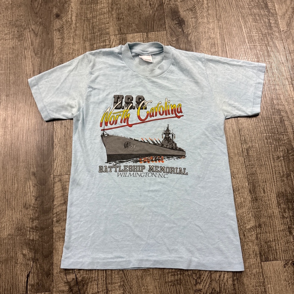Vintage 80s U.S.S. North Carolina Battleship Wilmington Youth T Shirt